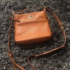 Dooney & Bourke Bags - Dooney & Bourke Crossbody Dooney & Bourke Bags - Dooney & Bourke Crossbody